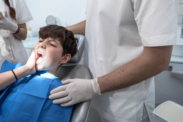 Best Broken or Cracked Tooth Emergency Dentist in East Bangor, PA